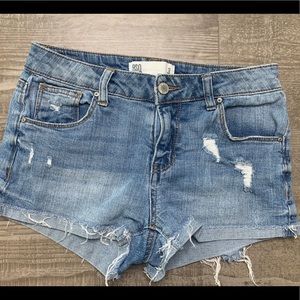 Tilly’s RSQ Denim Jean Shorts Sz 3 Tilly’s